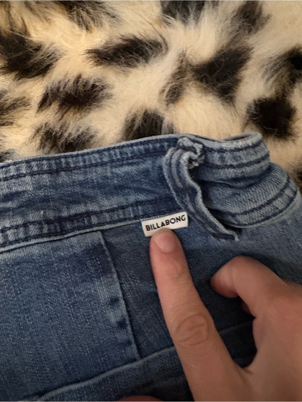 Billabong Wide-Leg High Waist Denim Jeans in Blue - Picture 6 of 6